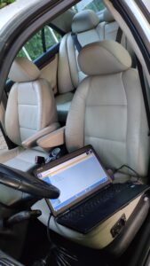 Read more about the article Peugeot 406 D9 manuális szövet ülés helyettesítése elektromos bőr üléssel