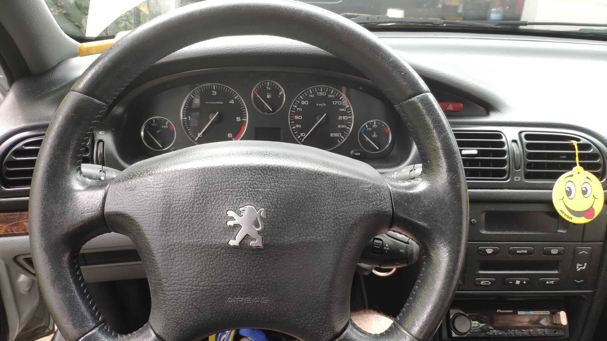 Read more about the article Peugeot 406 D9 óracsoport és kormány csere